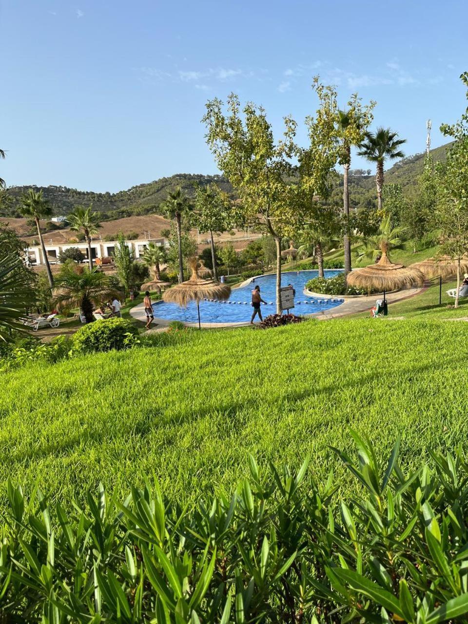 Lilac'S Garden Vue Piscine M'Diq Exterior photo